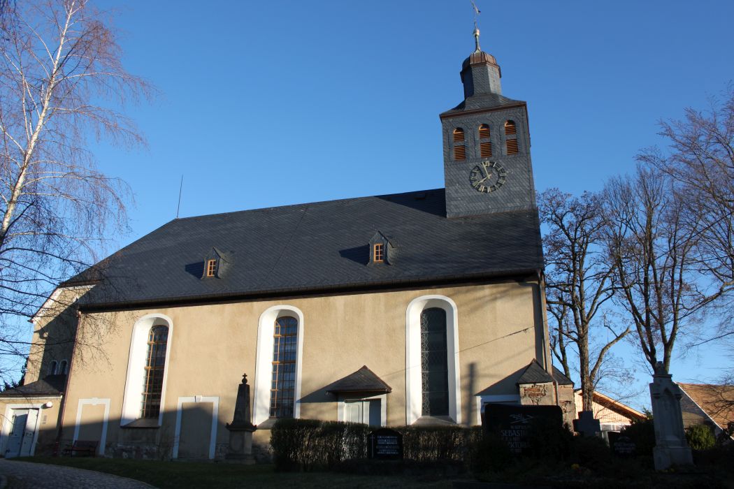 Im Bild ist die Kreuzkirche zu sehen.