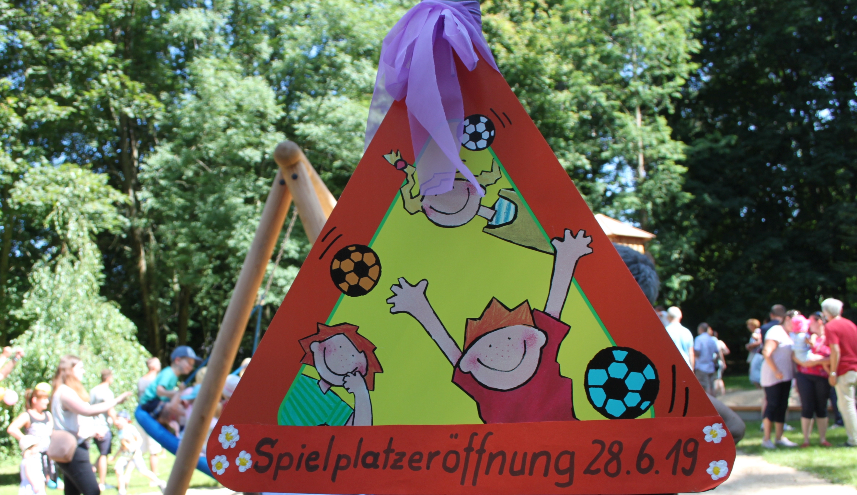 Einweihung des neuen Spielplatzes im Lichtentanner Park.